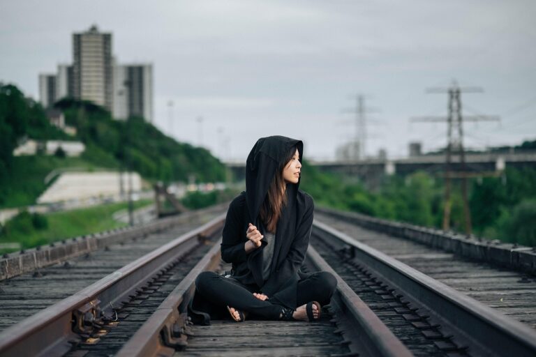 離婚後女性が恋愛をして幸せになっていいのか思えない理由は？